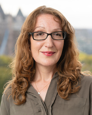 Photo of Zoe Scholar, Counsellor, MA, MBACP