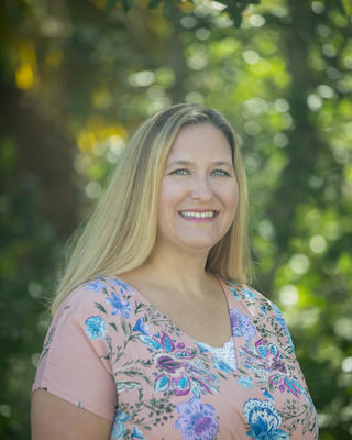 Photo of Elizabeth Lawton, MA, LMHC, LPC, Licensed Professional Counselor