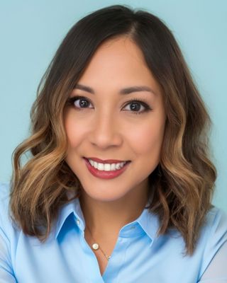 Photo of Dr. Maricar Bana, Psychiatric Nurse Practitioner, DNP, APRN, PMHNP, CNRN, HNB-BC