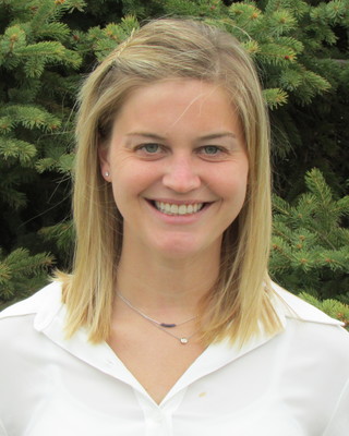Photo of Jenna Seal, Licensed Professional Clinical Counselor in Plymouth, MN
