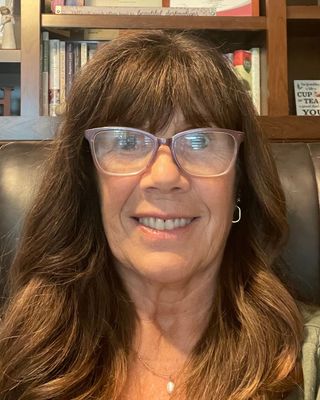 Photo of April Pratt, Marriage & Family Therapist, MS, LMFT