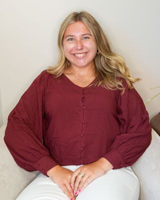 Photo of Elizabeth Peterson, Pre-Licensed Professional, MHC-LP