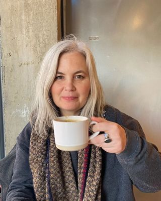 Photo of Sophie Grant, Psychotherapist, PhD, MBACP