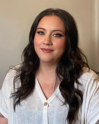 Photo of Kristen Apuzzo, Licensed Professional Counselor, LPC, MAATC