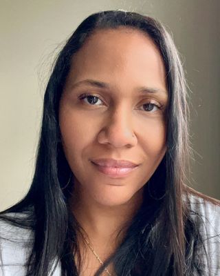 Photo of Natalia Aponte, Licensed Social Worker, LSW