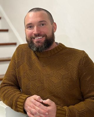 Photo of Andrew Laursen, Registered Psychotherapist (Qualifying), MA, BSc