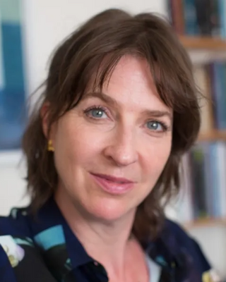 Photo of Dr Melissa Dunlop, Psychotherapist, MUKCP
