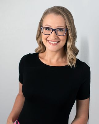 Photo of Dr. Jacqueline Williams, Marriage & Family Therapist, LMFT