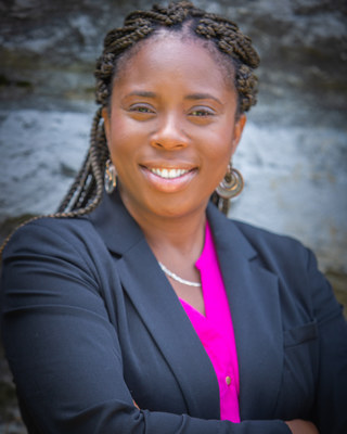 Photo of Laura Adamgbo, Licensed Professional Counselor in Richmond Heights, MO