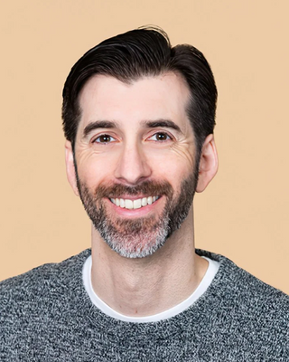 Photo of Ilya Bernstein, Psychiatric Nurse Practitioner