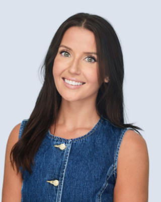 Photo of Alexandra Perpick, Registered Psychotherapist (Qualifying), MA