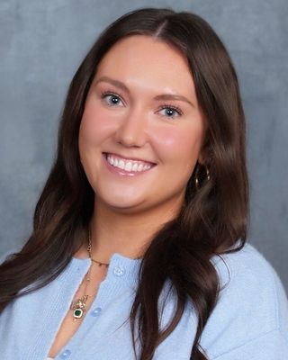 Photo of Loren O'Brien, Marriage & Family Therapist Associate, LAMFT