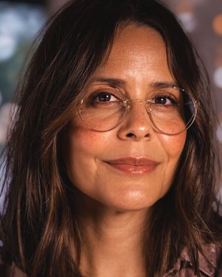 Photo of Toni Lopez Krause, Pre-Licensed Professional, LMSW, CMT