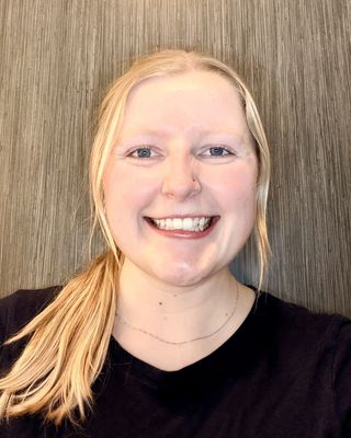 Photo of BreAnna Landsverk, Pre-Licensed Professional