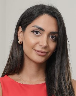Photo of Darya Kamelan Zargar, Registered Psychotherapist (Qualifying)