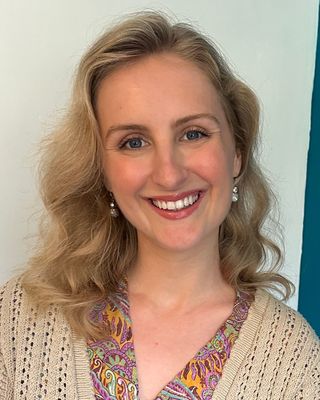 Photo of Isobel Cawley, Psychotherapist, MA, HCPC-Art Therap.