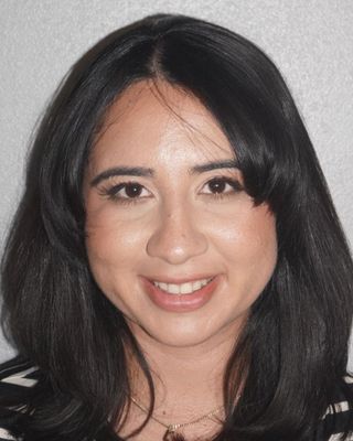 Photo of Lesley Velasquez, Pre-Licensed Professional, APCC