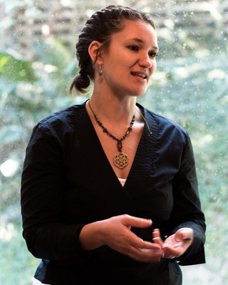 Photo of Tamara Coughlan, Psychotherapist in Gateshead, NSW