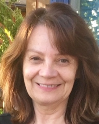 Photo of Shelley Levit, Registered Social Worker in Manitoba