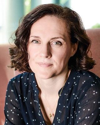 Photo of Laura Walsh, Psychotherapist, PsychD, MUKCP