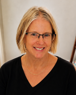 Photo of Sarah Ferriss, Clinical Social Work/Therapist, DSW, LCSW, ACS