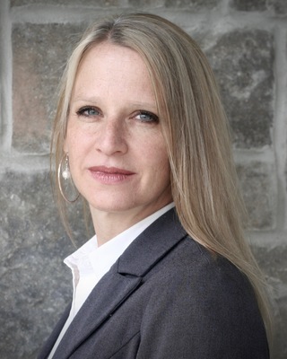 Photo of Melanie Keyes, Registered Psychotherapist in Sharon, ON