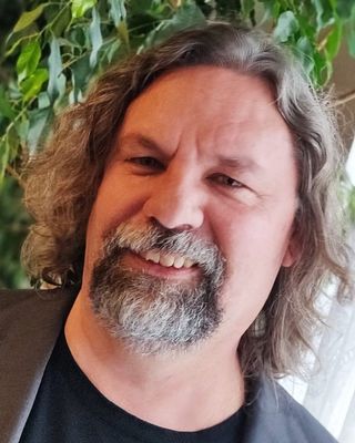 Photo of Damian Grainer, Psychotherapist, MA, MUKCP