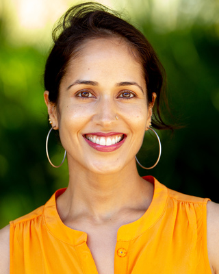 Photo of Anjali Alimchandani, Psychologist in Los Angeles, CA