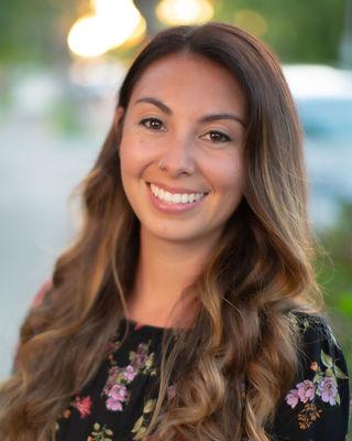 Photo of Ciana Gonzales, Marriage & Family Therapist in Oakland, CA