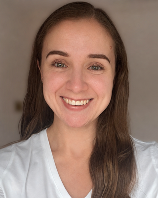 Photo of Leah Rose Wickens, Psychotherapist, MBABCP