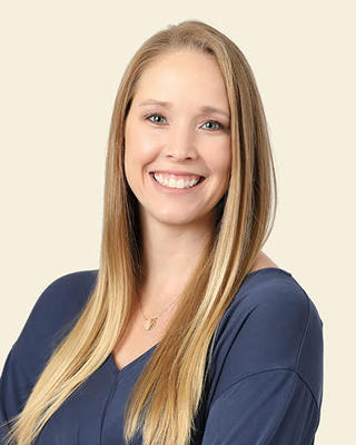 Photo of Andrea Undlin, Marriage & Family Therapist in Rogers, MN