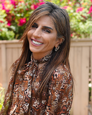 Photo of Gina S, Pre-Licensed Professional