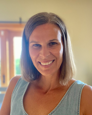 Photo of Amy Farrow, Psychologist, LCP