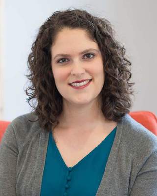 Photo of Amanda Mitchell, LCPC, BC-DMT, Counselor