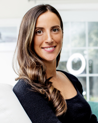 Photo of Victoria Spataro, Registered Psychotherapist in Elora, ON