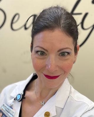 Photo of Julia Nuzzo, Psychiatric Nurse Practitioner, APRN-C, PMHNP