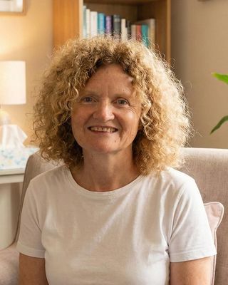 Photo of Libby Linley, Counsellor, MBACP