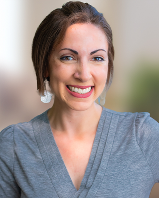 Photo of Ashley Anechiarico, Clinical Social Work/Therapist, LICSW
