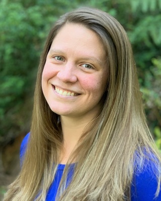 Photo of Erin Hohol, Counselor