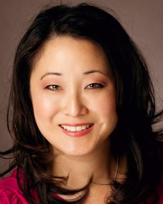 Photo of Kristin Kakiuchi, Marriage & Family Therapist, MS, LMFT