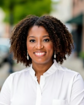 Photo of Vanessa Germain, Clinical Social Work/Therapist, LICSW