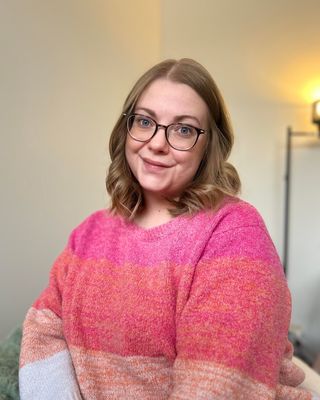 Photo of Beth Pollett, Registered Social Worker, BSW, RSW