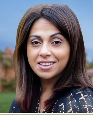 Photo of Honey Golian, Marriage & Family Therapist, MA, LMFT