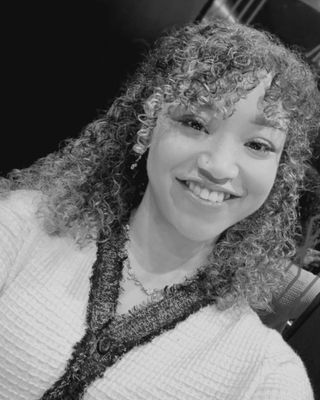 Photo of Dixie Blanton, Pre-Licensed Professional, BA