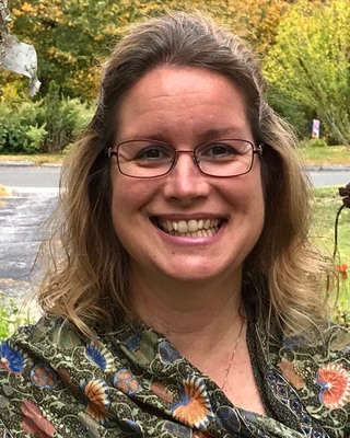 Photo of Julie Yale, Licensed Professional Counselor in Connecticut