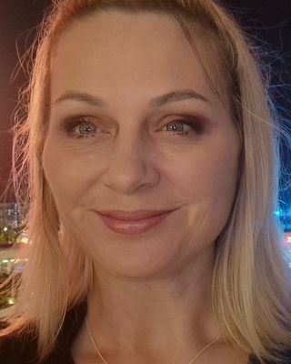 Photo of SUZANNE STOKES - Tri Therapy with Suzanne, Counsellor, BACP