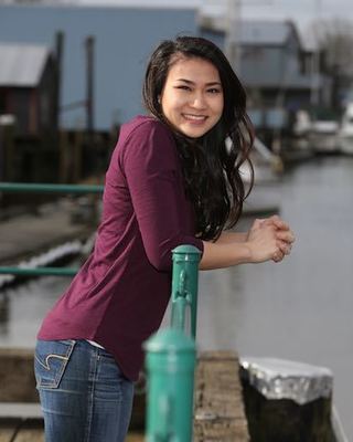 Photo of Carmen Ho, Counsellor in Vancouver, BC