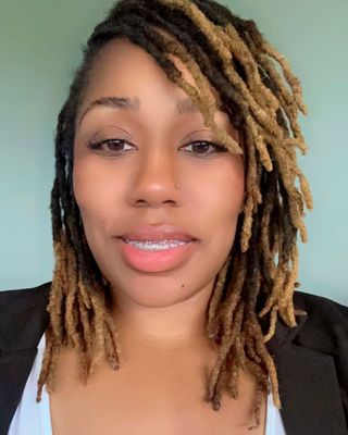 Photo of Iona Redmon, Clinical Social Work/Therapist, MSW, LCSW