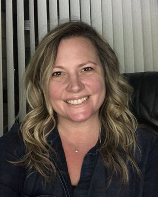 Photo of lesley Randall, Art Therapist, LCAT