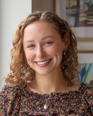 Photo of Megan Nowlan, Registered Provisional Psychologist, MC, CCC